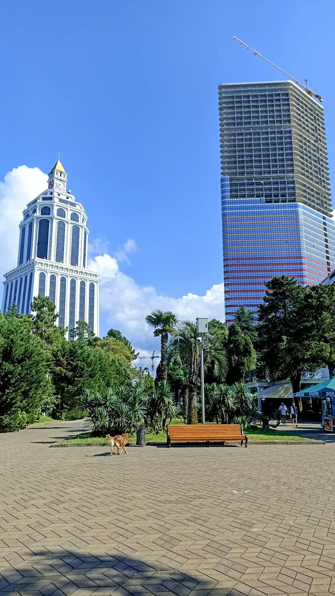 6 May Park and Batumi Dolphinarium — 1