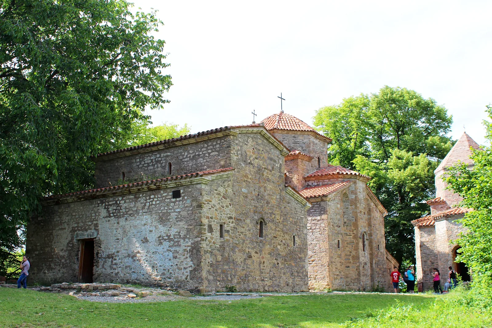 Dzveli Shuamta — 2