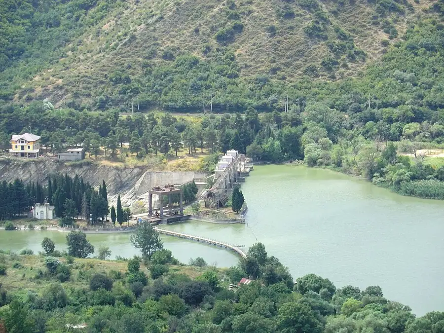 ჯვრის მონასტერი — 2