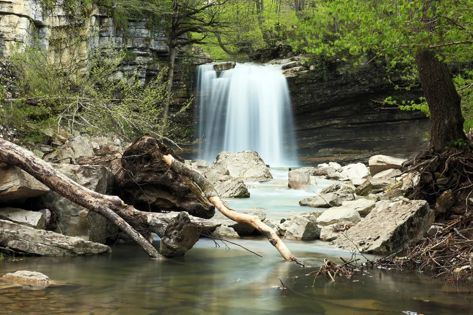 Kinchkha Waterfall — 2