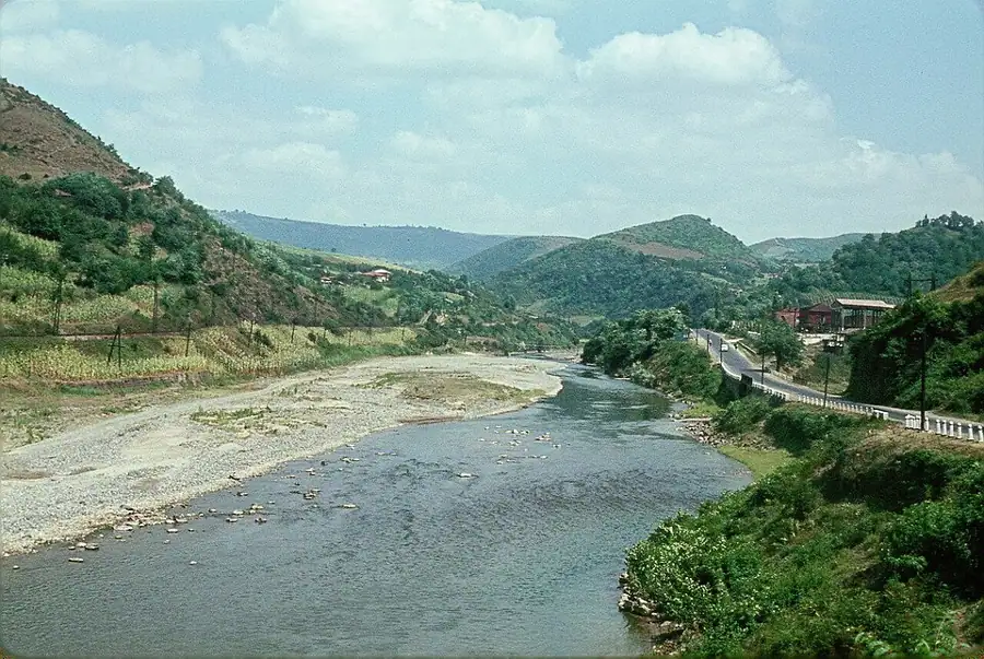 შორაპნის ციხე — 2