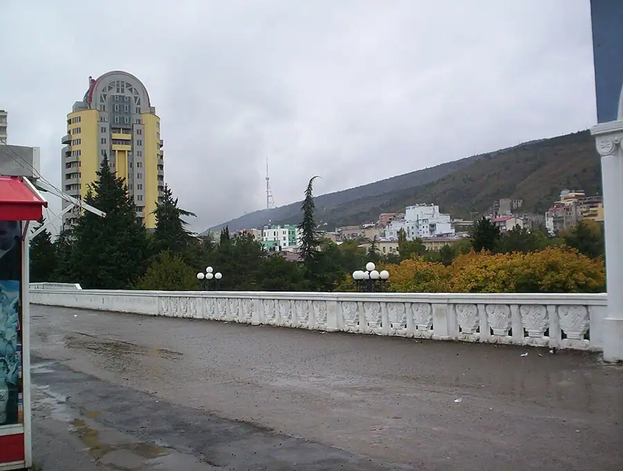 კუს ტბა და ვაკის პარკი — 2